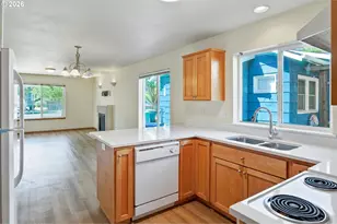 5419 N Yale St, Portland, OR 97203 - Photo 12