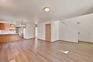 5419 N Yale St, Portland, OR 97203 - Photo 6