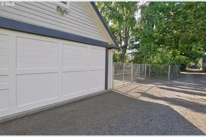 1335 NE 19th St, Salem, OR 97301 - Photo 36