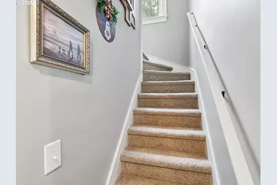 1335 NE 19th St, Salem, OR 97301 - Photo 20