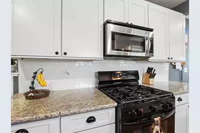 1335 NE 19th St, Salem, OR 97301 - Photo 14
