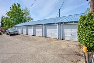 178 S Main St, Lebanon, OR 97355 - Photo 14