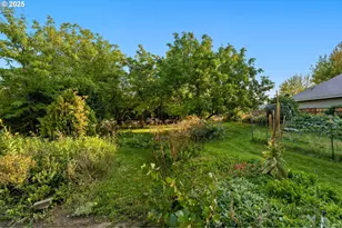 327 Powell Rd, Milton-Freewater, OR 97862 - Photo 8