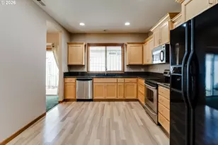 2099 Lake Shore Dr, Eugene, OR 97408 - Photo 14