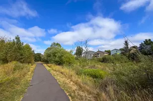 17128 NW Stoller Dr, Portland, OR 97229 - Photo 38