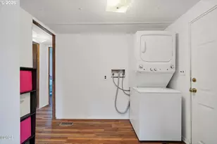 624 S Dolphin St S, Rockaway Beach, OR 97136 - Photo 6