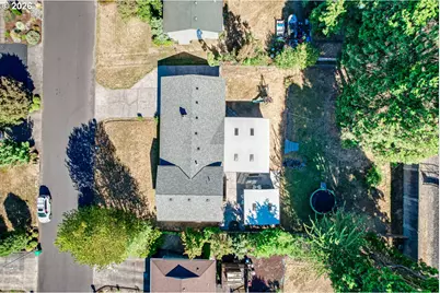 15928 NE Rose Pkwy, Portland, OR 97230 - Photo 32