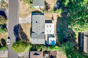 15928 NE Rose Pkwy, Portland, OR 97230 - Photo 32