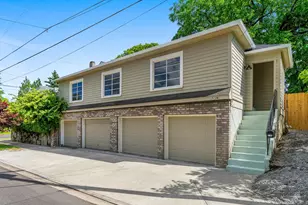 3136 SE Sellwood St, Milwaukie, OR 97222 - Photo 2
