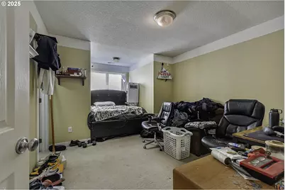 1175 NE Irene Ct, Hillsboro, OR 97124 - Photo 22