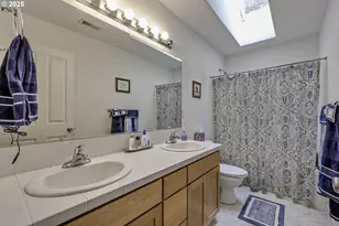 1175 NE Irene Ct, Hillsboro, OR 97124 - Photo 24