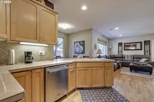 1175 NE Irene Ct, Hillsboro, OR 97124 - Photo 14