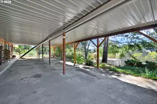 642 Terrace Ln, Sutherlin, OR 97479 - Photo 42