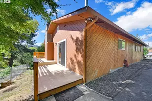 642 Terrace Ln, Sutherlin, OR 97479 - Photo 40