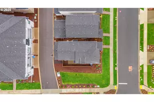 16719 SW Beemer Ln, Portland, OR 97224 - Photo 4