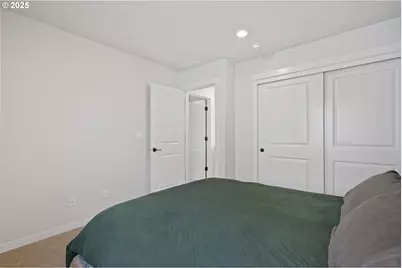 16719 SW Beemer Ln, Portland, OR 97224 - Photo 28