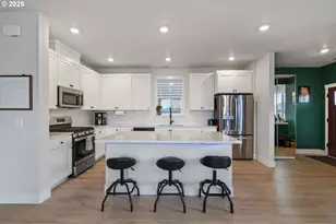 16719 SW Beemer Ln, Portland, OR 97224 - Photo 6