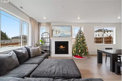 16719 SW Beemer Ln, Portland, OR 97224 - Photo 14