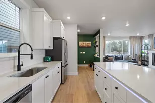 16719 SW Beemer Ln, Portland, OR 97224 - Photo 10