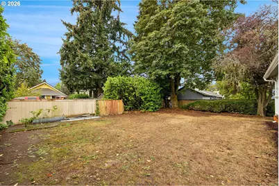 5812 N Syracuse St, Portland, OR 97203 - Photo 36