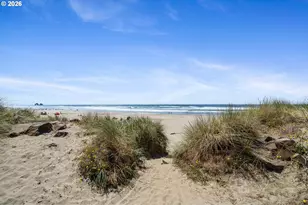 300 N Pacific St, Rockaway Beach, OR 97136 - Photo 20