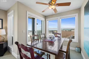 300 N Pacific St, Rockaway Beach, OR 97136 - Photo 18