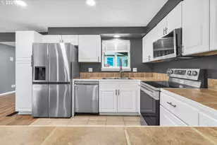 1002 N 1st St, Kalama, WA 98625 - Photo 10