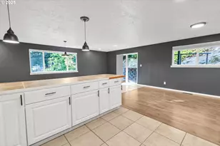 1002 N 1st St, Kalama, WA 98625 - Photo 16