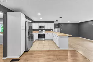 1002 N 1st St, Kalama, WA 98625 - Photo 18