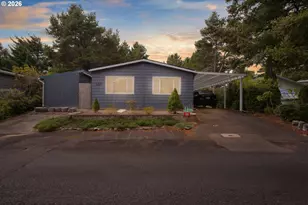 1601 Rhododendron Dr, Florence, OR 97439 - Photo 2