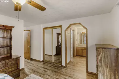 4087 SE Spring St, Hillsboro, OR 97123 - Photo 18