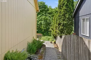 3003 NW Julia St, Camas, WA 98607 - Photo 40