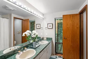 5822 SW Sheridan Ct, Portland, OR 97221 - Photo 36