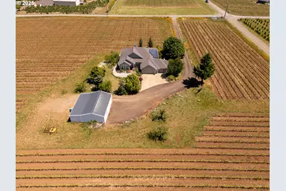 20700 SE Cherry Blossom Ln, Amity, OR 97101 - Photo 4