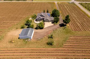 20700 SE Cherry Blossom Ln, Amity, OR 97101 - Photo 4