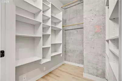 725 NW Flanders St #304, Portland, OR 97209 - Photo 16