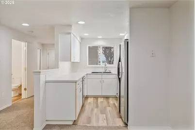 5301 Plomondon St #F24, Vancouver, WA 98661 - Photo 6