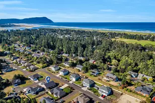 1054 Picture Pl, Gearhart, OR 97138 - Photo 46