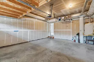 8020 NE 20th St, Vancouver, WA 98664 - Photo 14