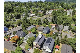 1433 SW Hume Ct, Portland, OR 97219 - Photo 30