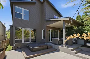 1433 SW Hume Ct, Portland, OR 97219 - Photo 24