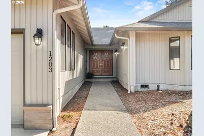 1203 NW 86th Cir, Vancouver, WA 98665 - Photo 2