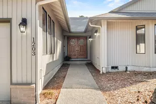 1203 NW 86th Cir, Vancouver, WA 98665 - Photo 2