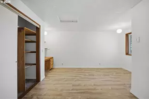 1490 W 26th Ave, Eugene, OR 97405 - Photo 38