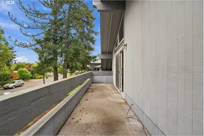 1490 W 26th Ave, Eugene, OR 97405 - Photo 20