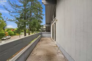 1490 W 26th Ave, Eugene, OR 97405 - Photo 20