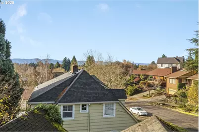 3880 NE Wistaria Dr, Portland, OR 97212 - Photo 26