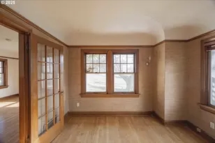 3880 NE Wistaria Dr, Portland, OR 97212 - Photo 14