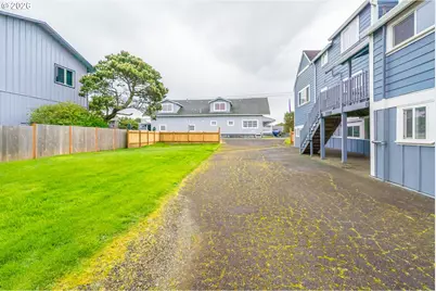 3310 NW Jetty Ave #1, Lincoln City, OR 97367 - Photo 22