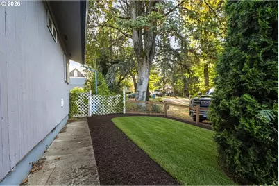 14525 SE Fairoaks Ave, Milwaukie, OR 97267 - Photo 34